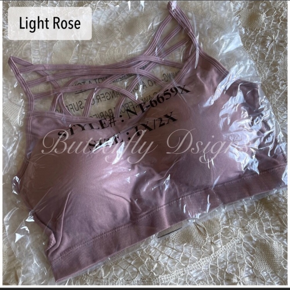 Zennan Outfitters PLUS Criss Cross Bralette - Picture 2 of 4